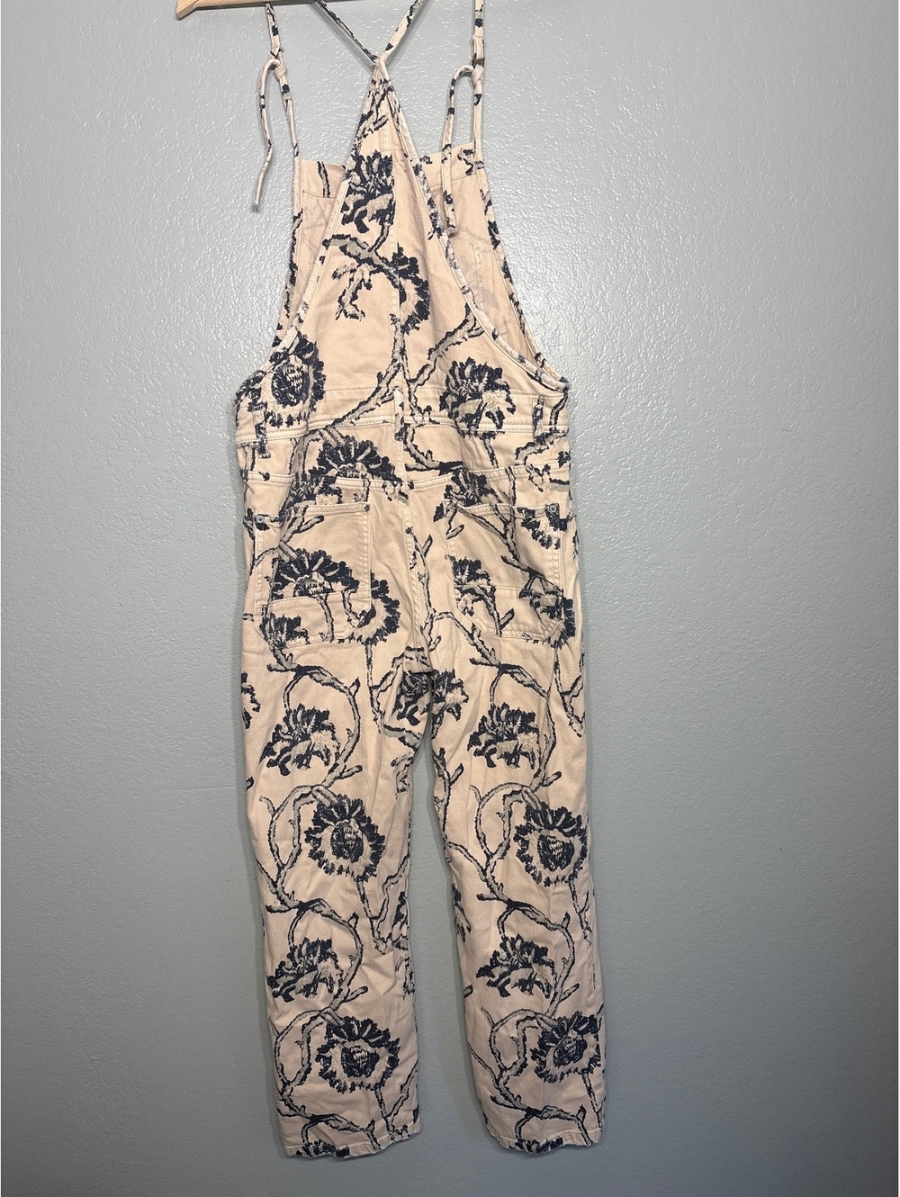 Anthropologie Pilcro The Painter floral overalls 29 - Picture 4 of 4